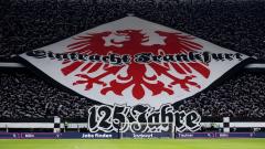 Eintracht Frankfurt fans display tifo